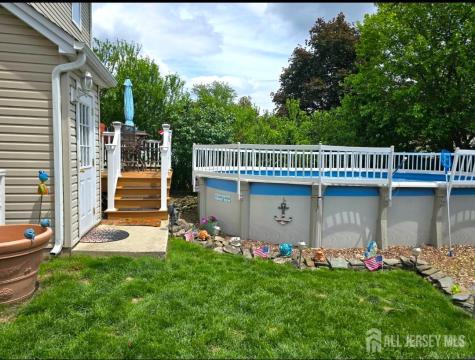 544 Edgeworth Street Middlesex NJ 08846