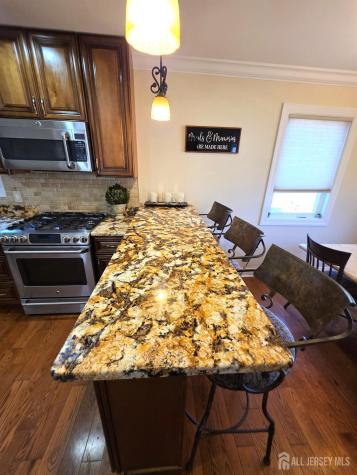544 Edgeworth Street Middlesex NJ 08846