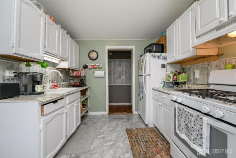 904 Central Avenue Union Beach NJ 07735