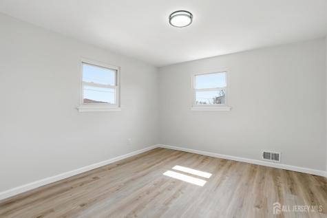 11 Lincroft Avenue Old Bridge NJ 08857