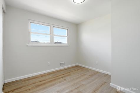11 Lincroft Avenue Old Bridge NJ 08857
