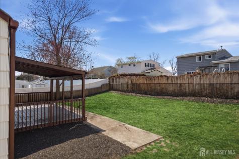 11 Lincroft Avenue Old Bridge NJ 08857