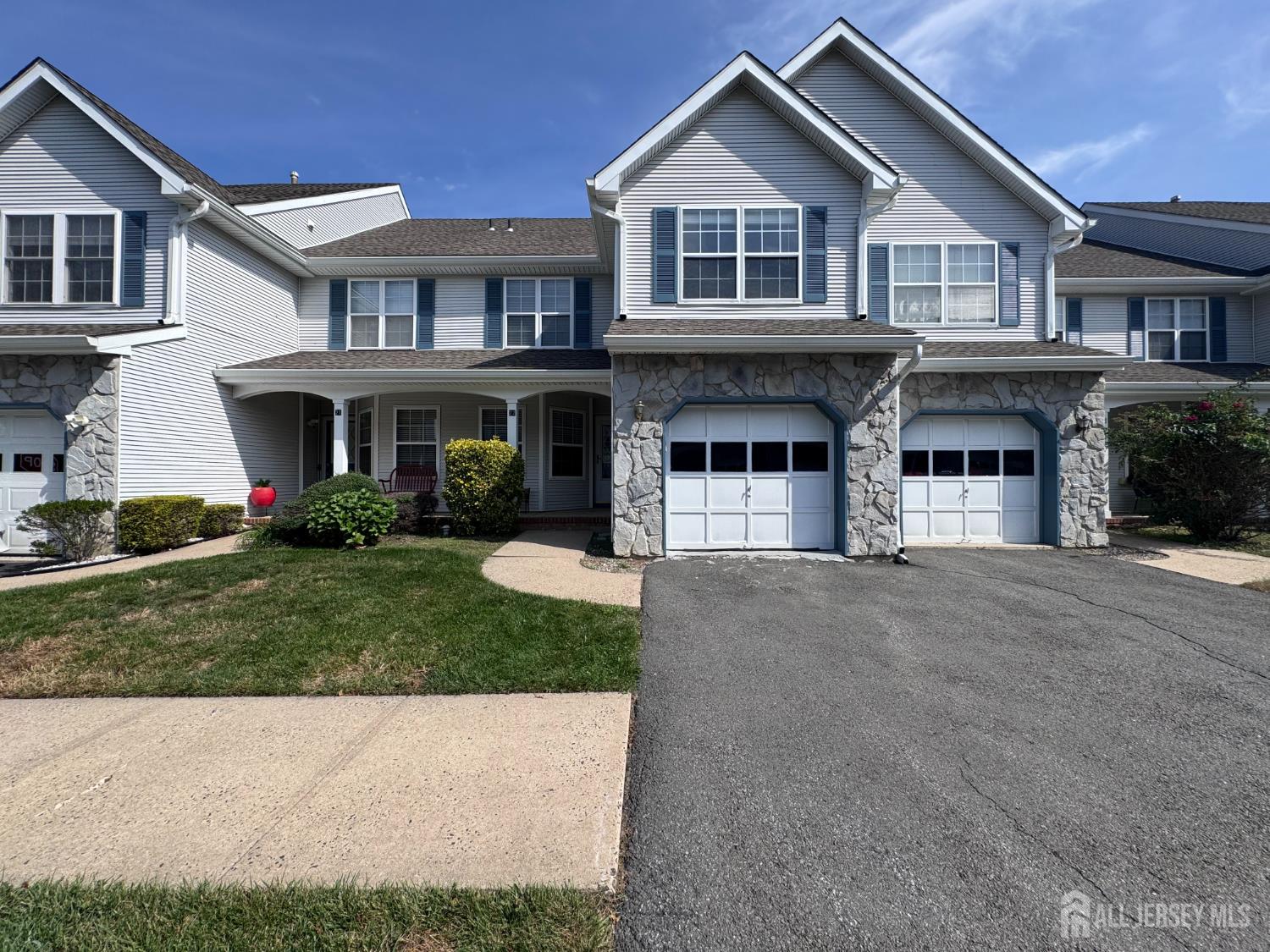 22 Jill Court South Brunswick NJ 08852