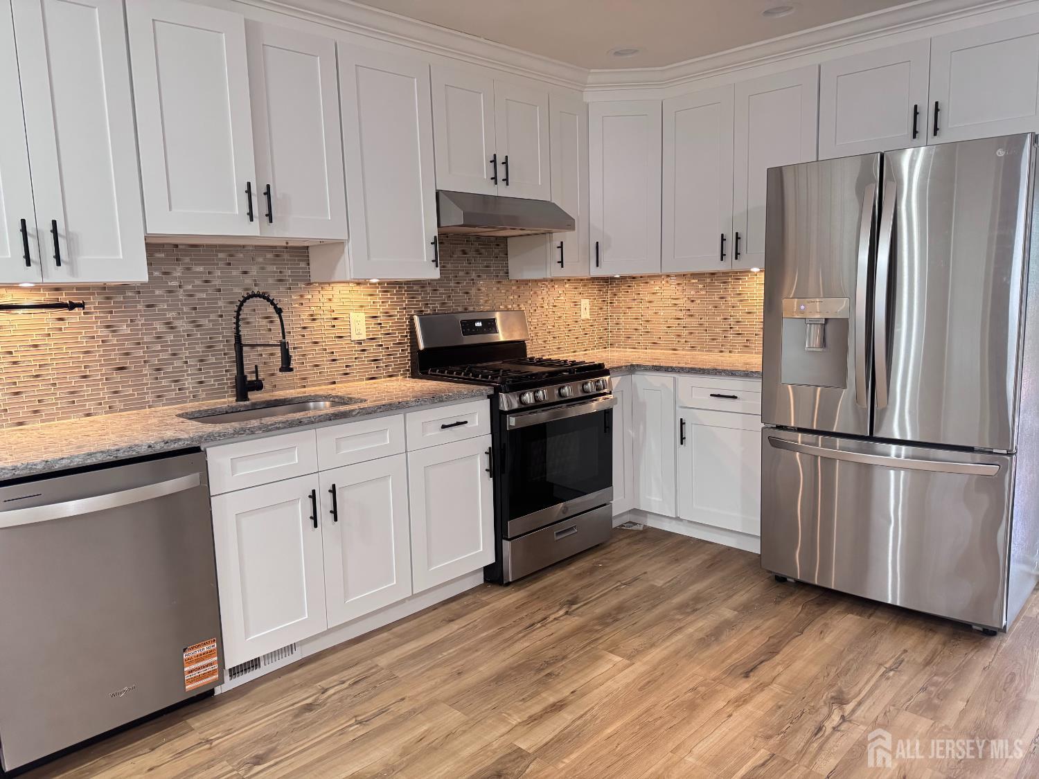 22 Jill Court South Brunswick NJ 08852