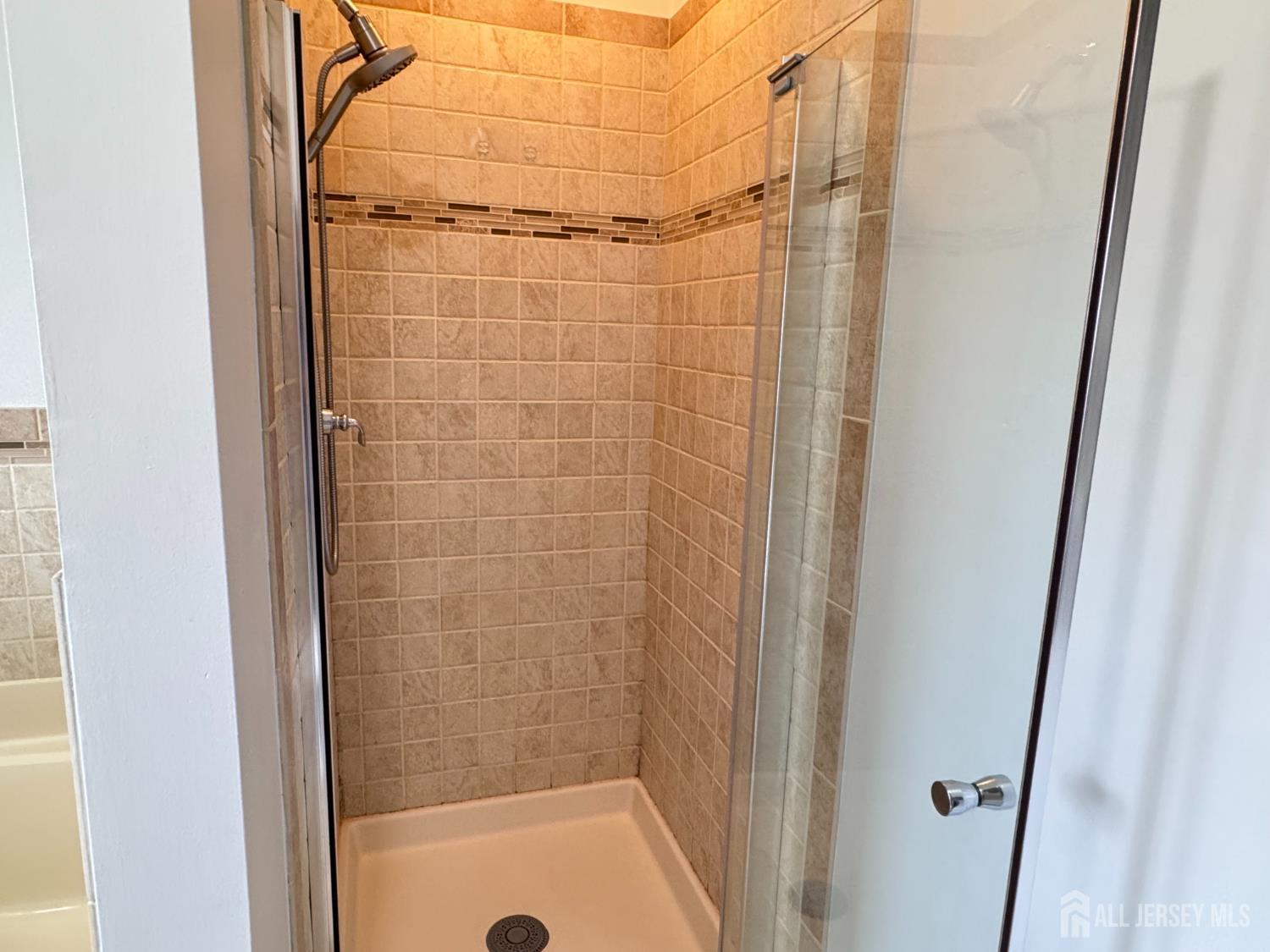 22 Jill Court South Brunswick NJ 08852
