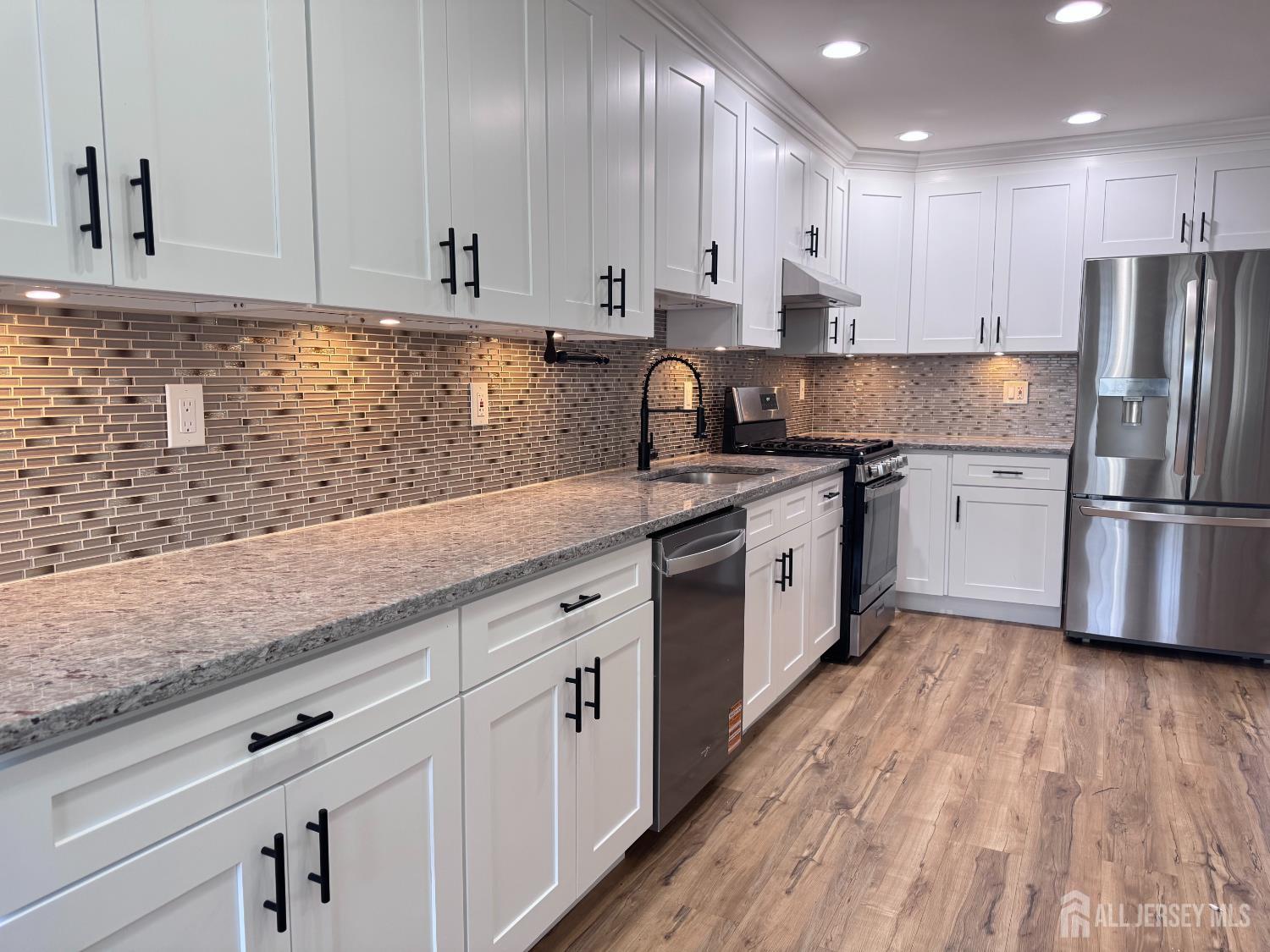 22 Jill Court South Brunswick NJ 08852