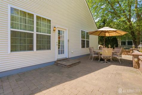 16 Barbaras Way Jackson NJ 08527