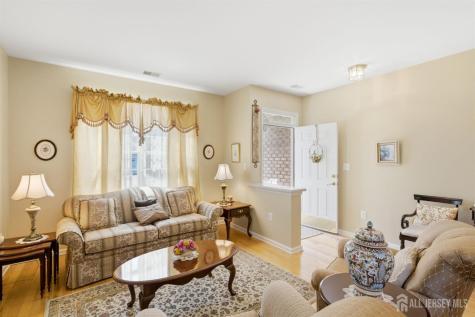 16 Barbaras Way Jackson NJ 08527
