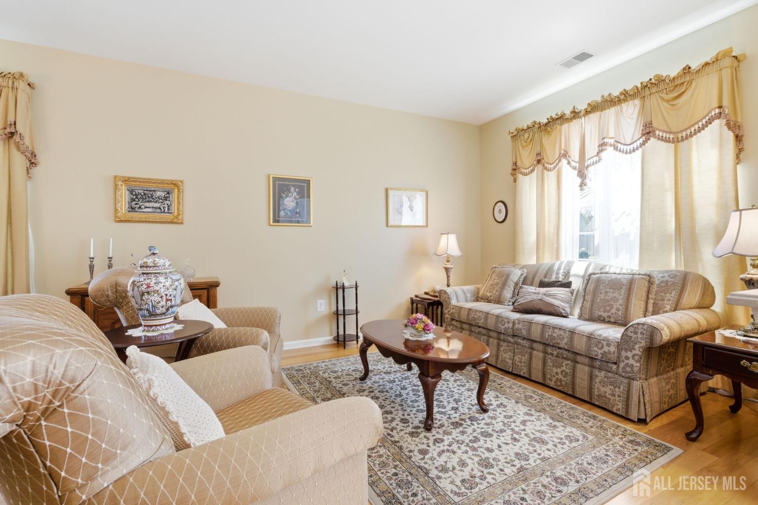 16 Barbaras Way Jackson NJ 08527