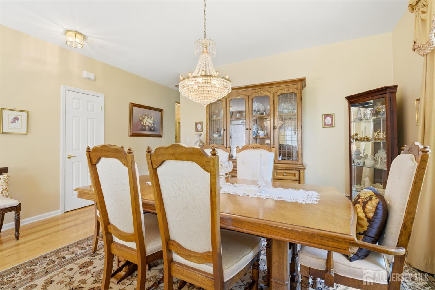 16 Barbaras Way Jackson NJ 08527