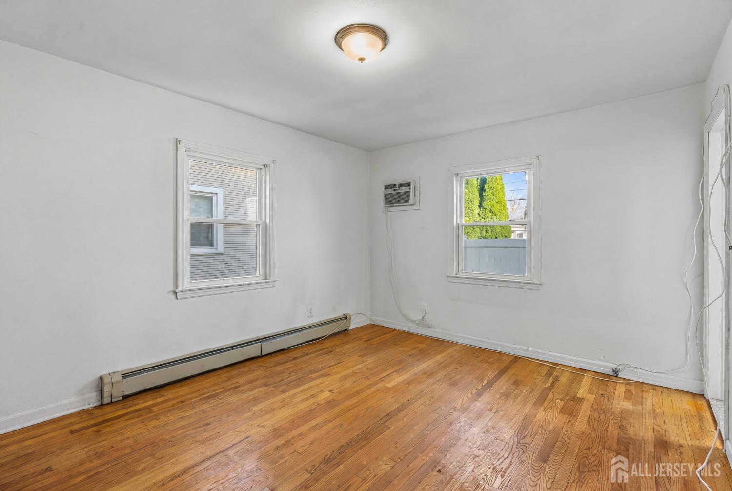 63 Rues Lane East Brunswick NJ 08816