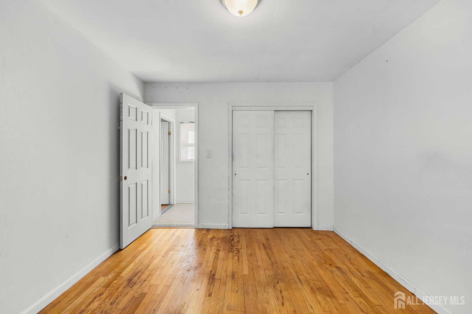 63 Rues Lane East Brunswick NJ 08816
