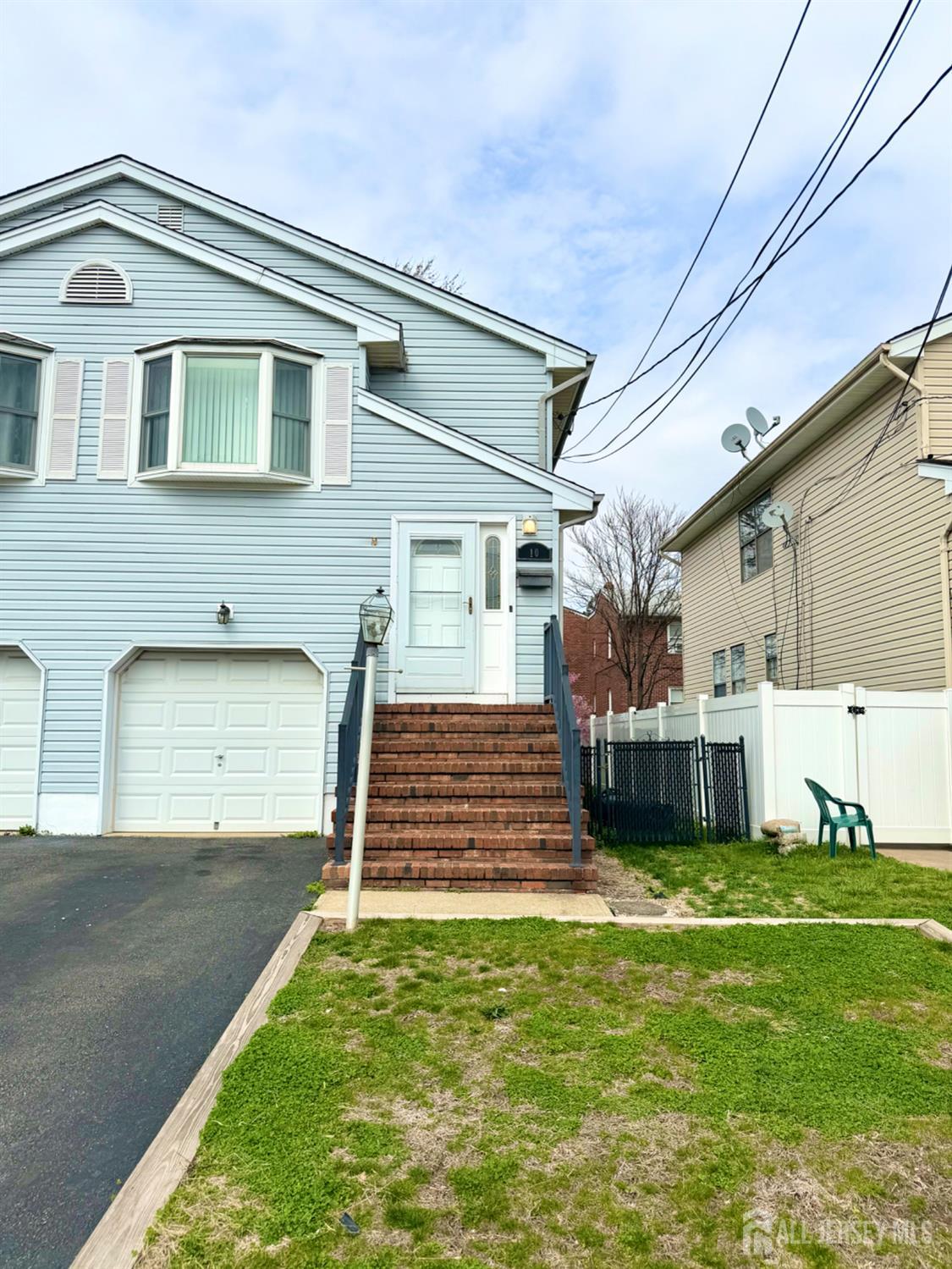 10 Holmes Street Carteret NJ 07008