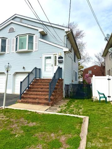10 Holmes Street Carteret NJ 07008