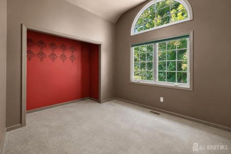 30 Rosewood Road Edison NJ 08817
