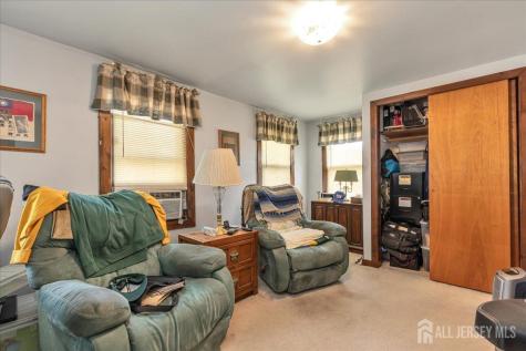 225 Freeman Street Woodbridge Proper NJ 07095