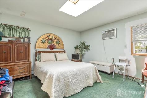 225 Freeman Street Woodbridge Proper NJ 07095