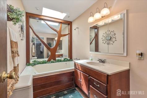 225 Freeman Street Woodbridge Proper NJ 07095