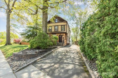 225 Freeman Street Woodbridge Proper NJ 07095