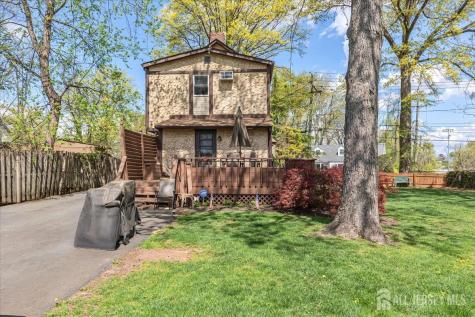 225 Freeman Street Woodbridge Proper NJ 07095