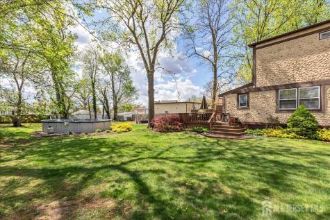 225 Freeman Street Woodbridge Proper NJ 07095