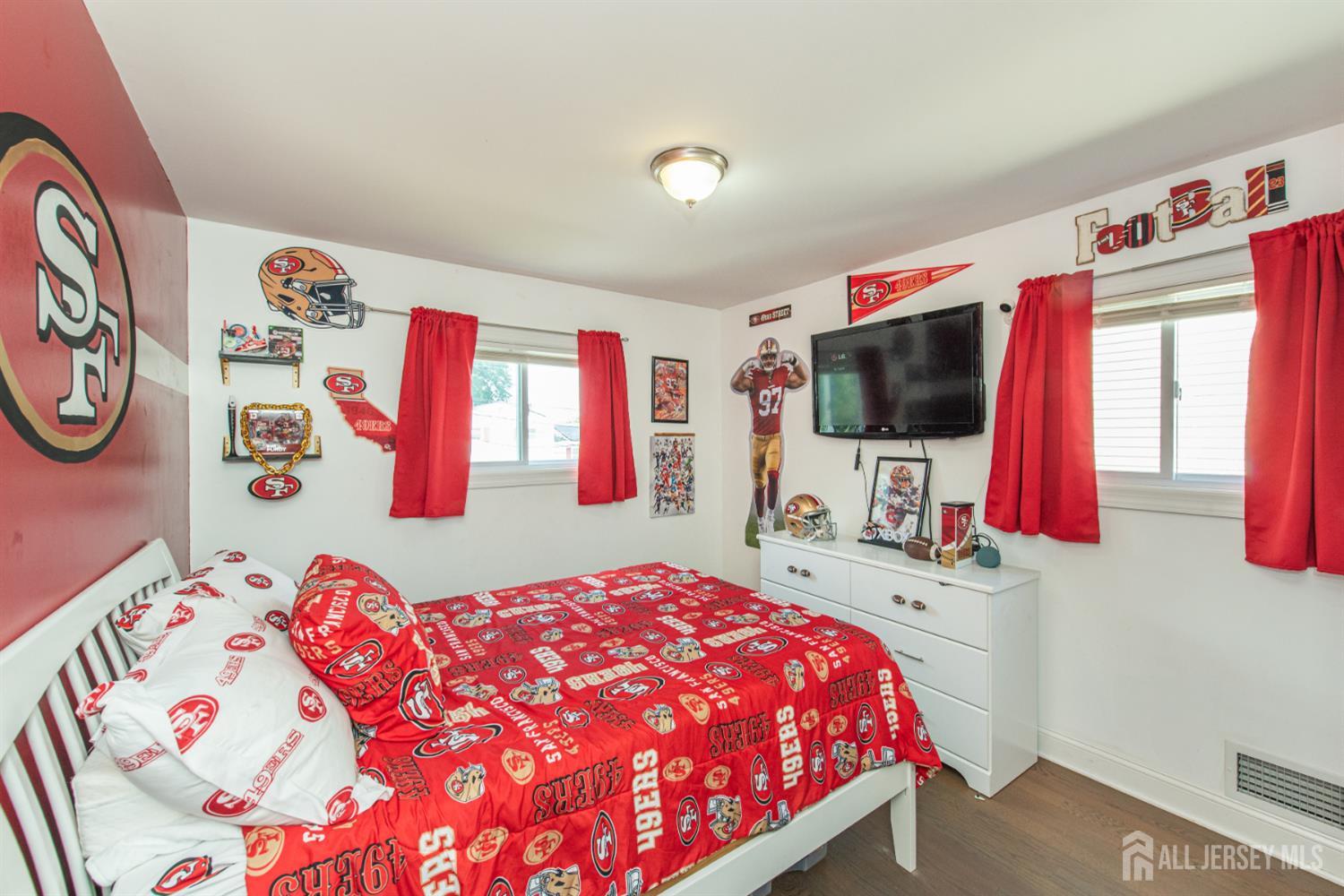 67 Pinho Avenue Carteret NJ 07008