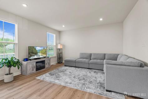 18 Rosemary Way Mount Laurel NJ 08054
