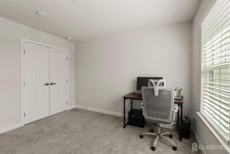 18 Rosemary Way Mount Laurel NJ 08054
