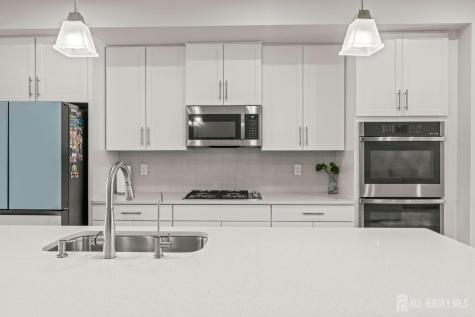 18 Rosemary Way Mount Laurel NJ 08054