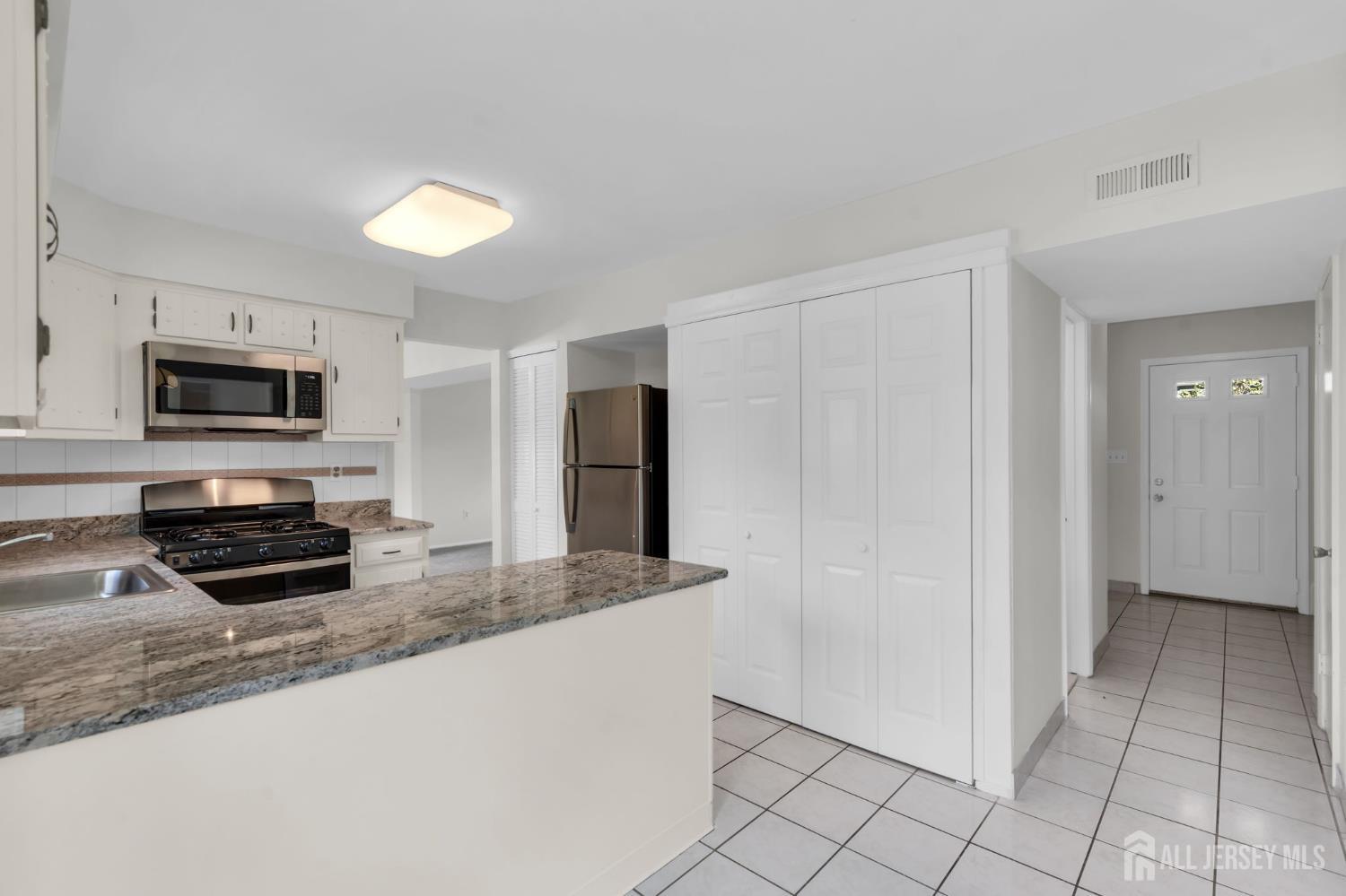 15 Major Lane Plainsboro NJ 08536