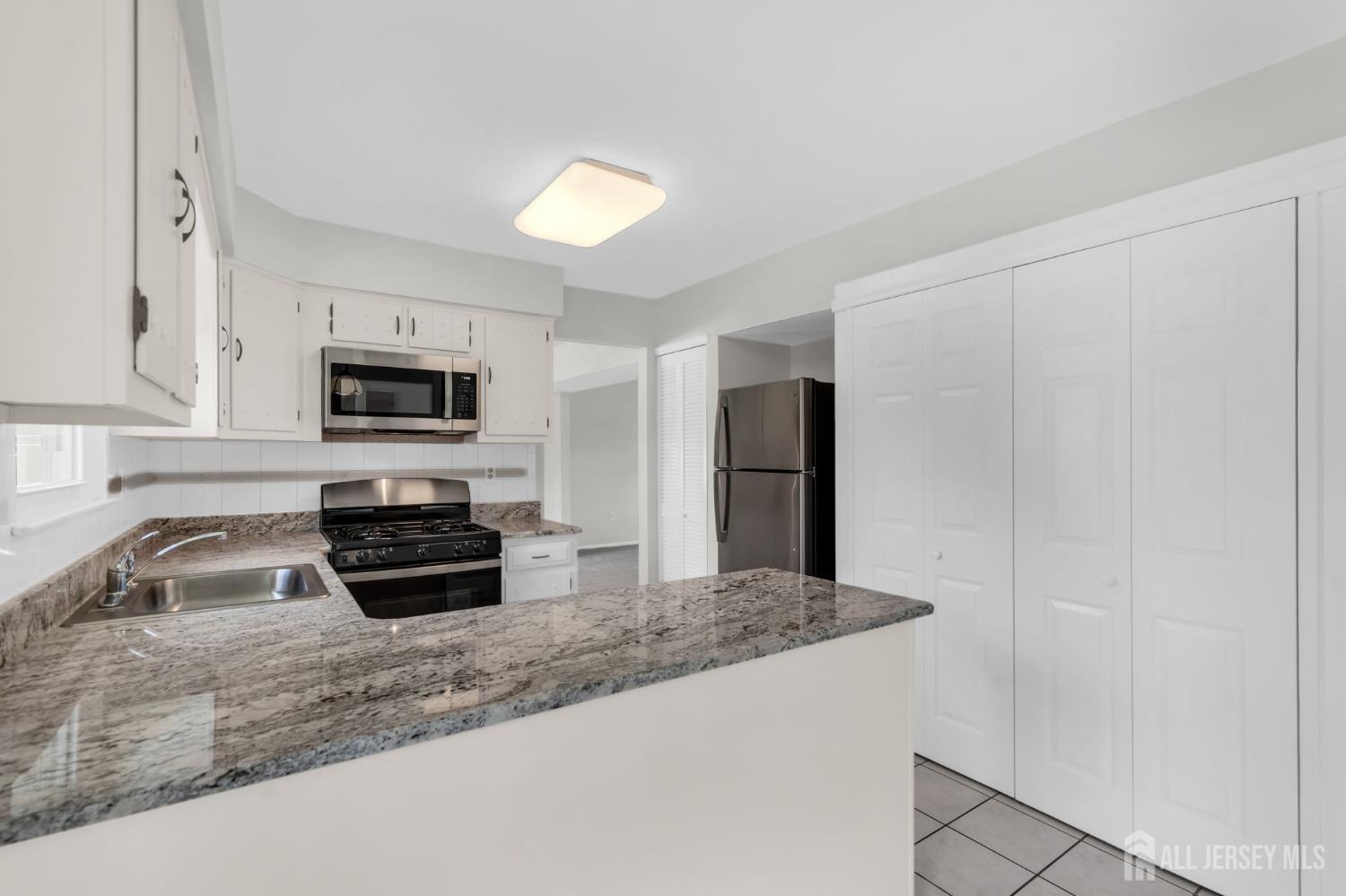 15 Major Lane Plainsboro NJ 08536