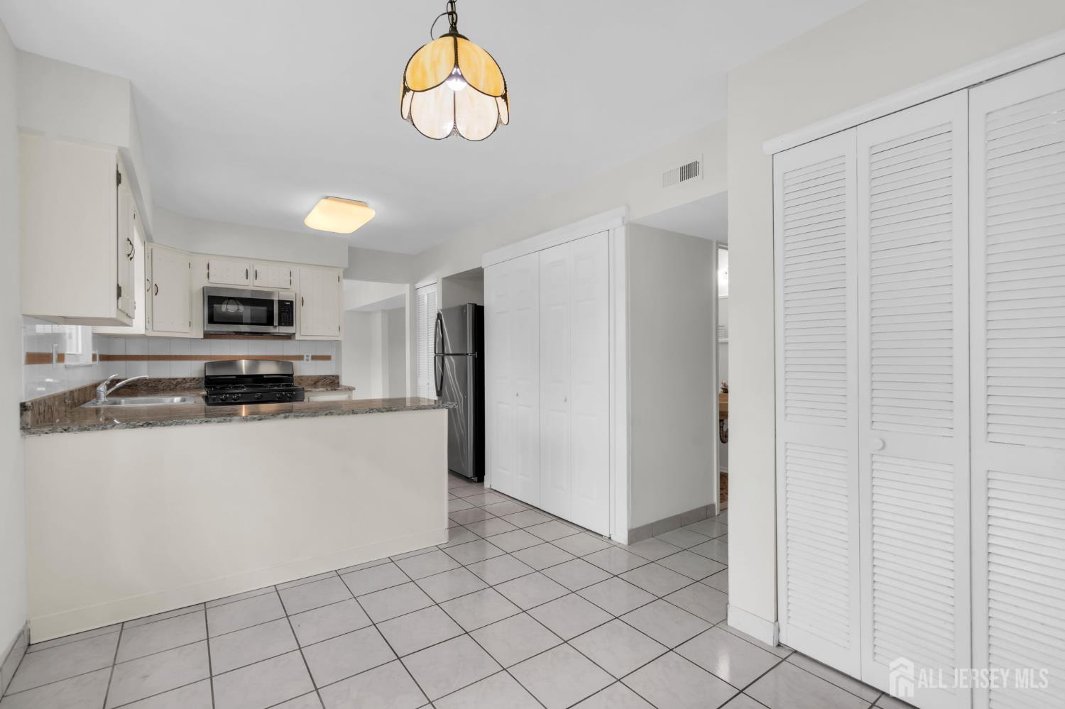 15 Major Lane Plainsboro NJ 08536