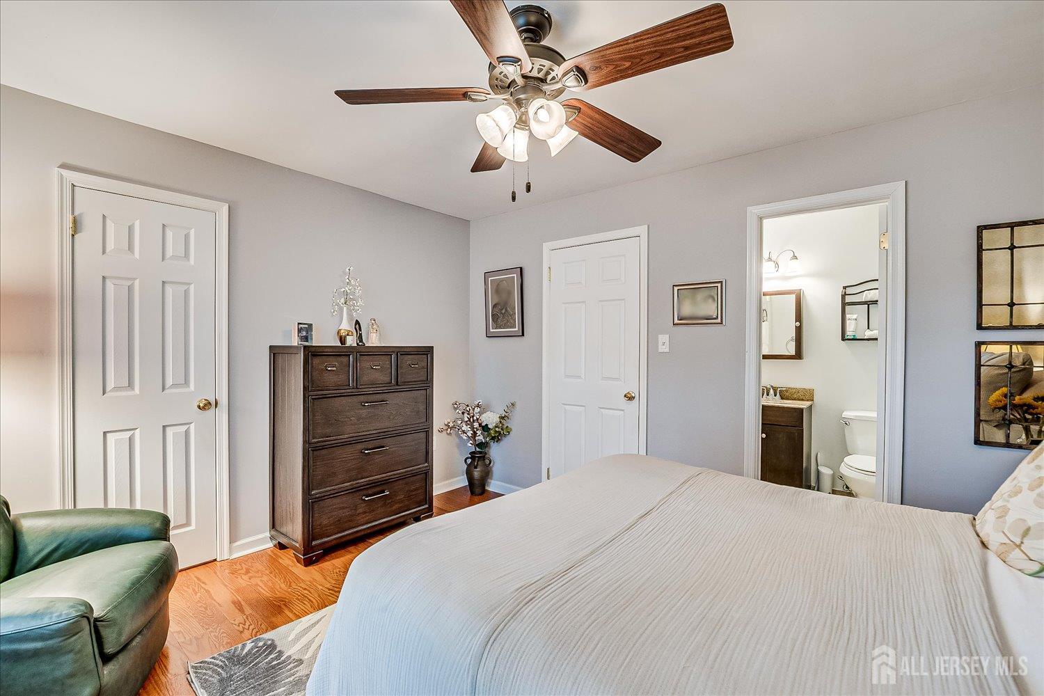 1 Linton Close Freehold NJ 07728