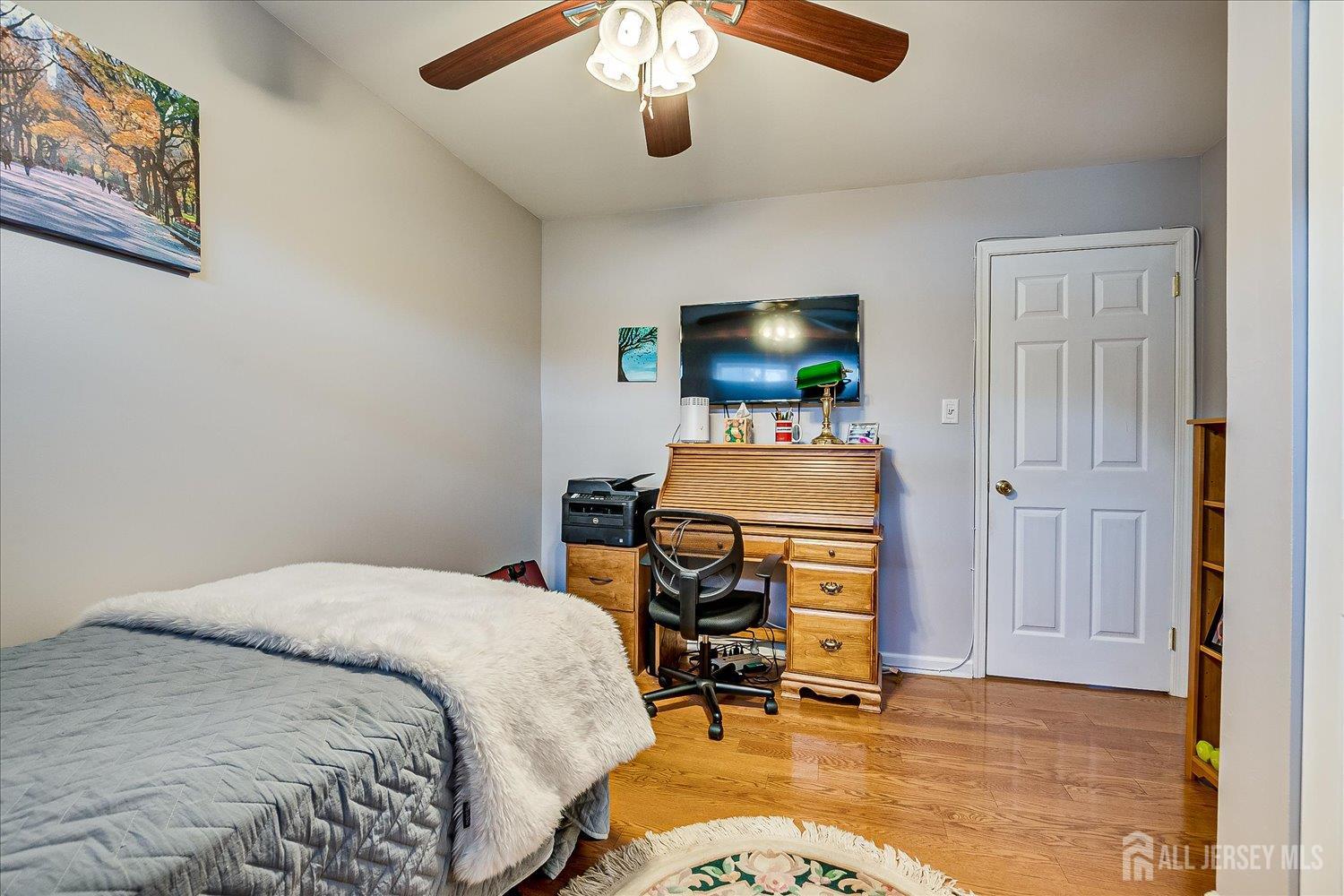 1 Linton Close Freehold NJ 07728