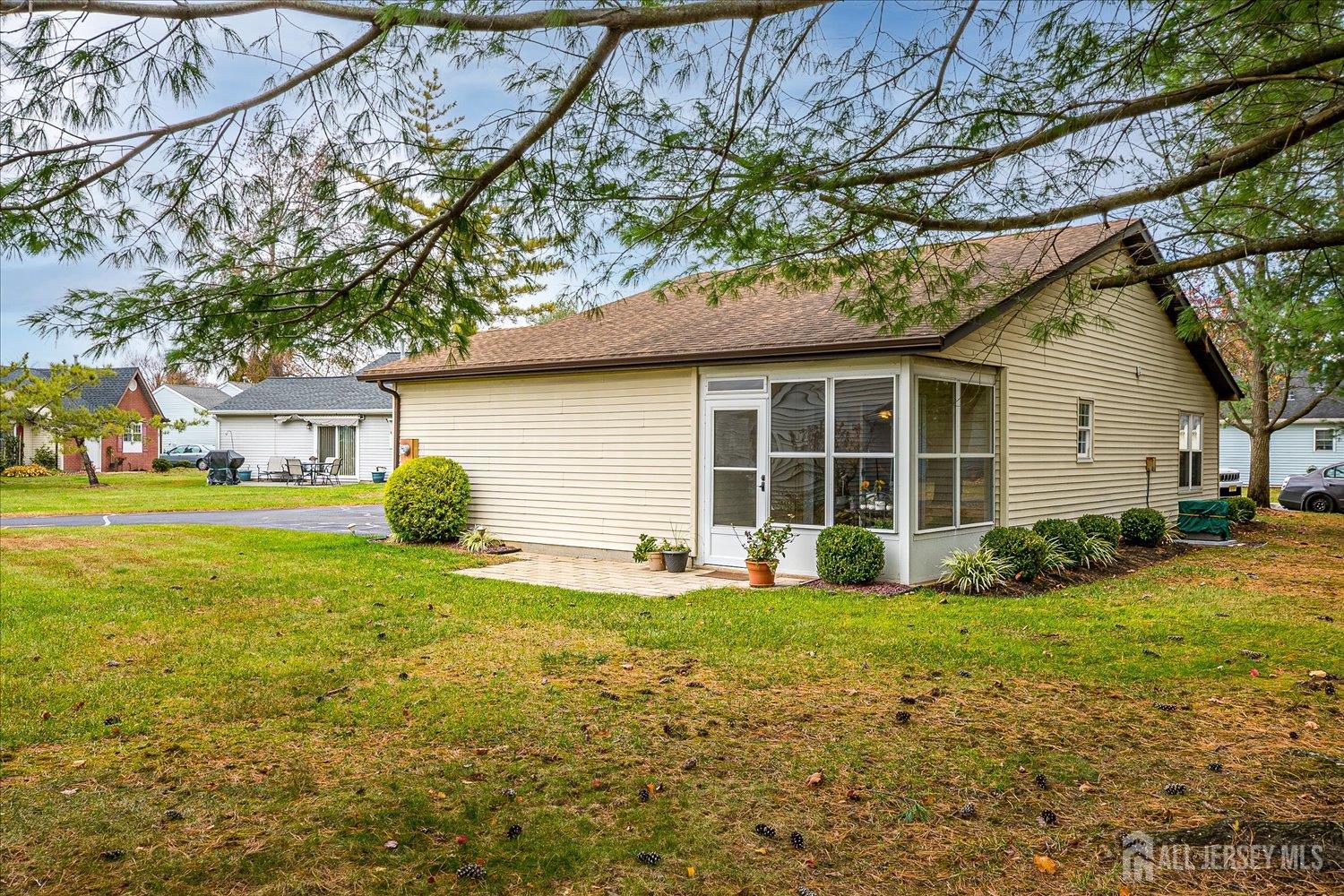 1 Linton Close Freehold NJ 07728