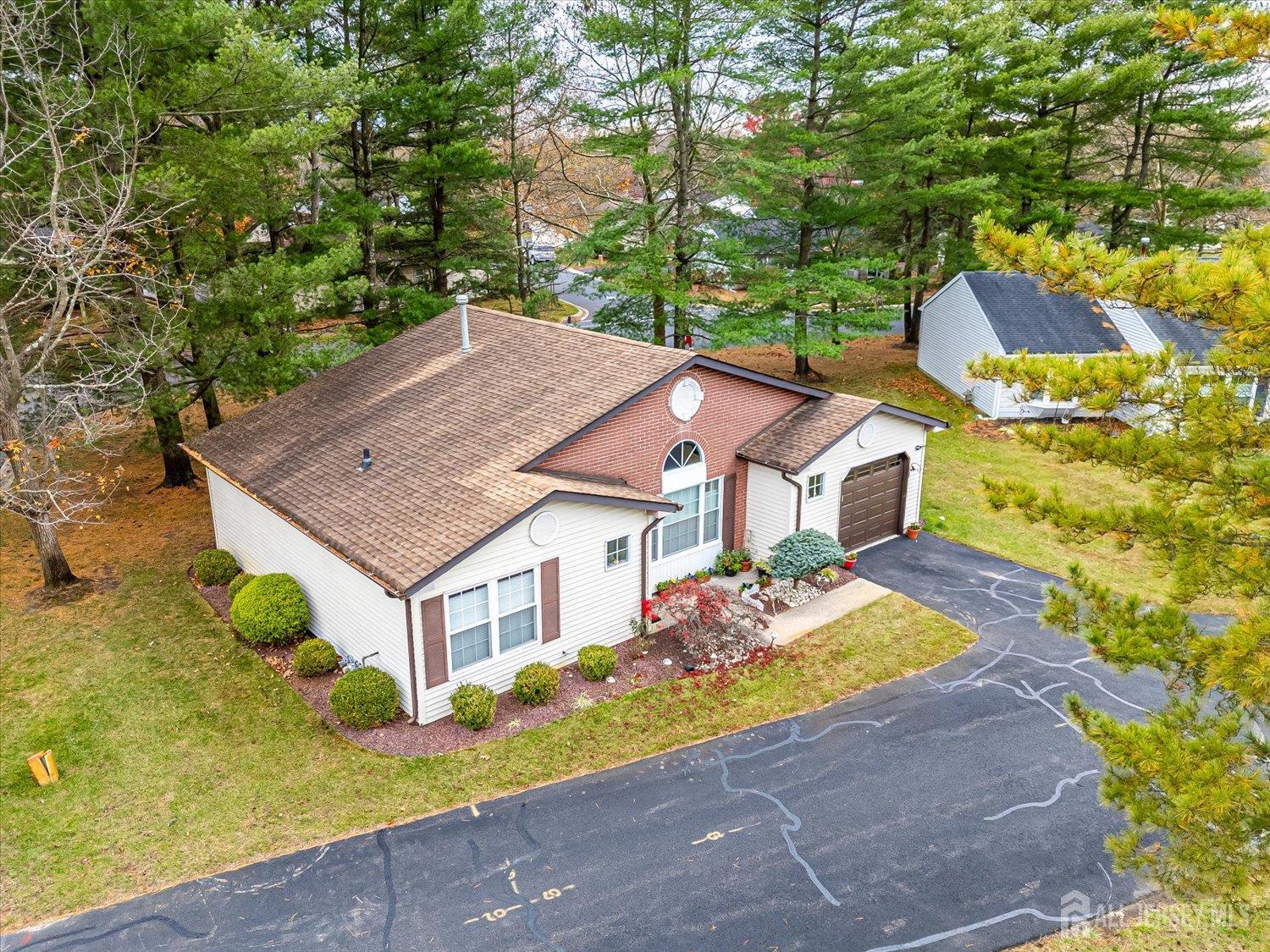 1 Linton Close Freehold NJ 07728