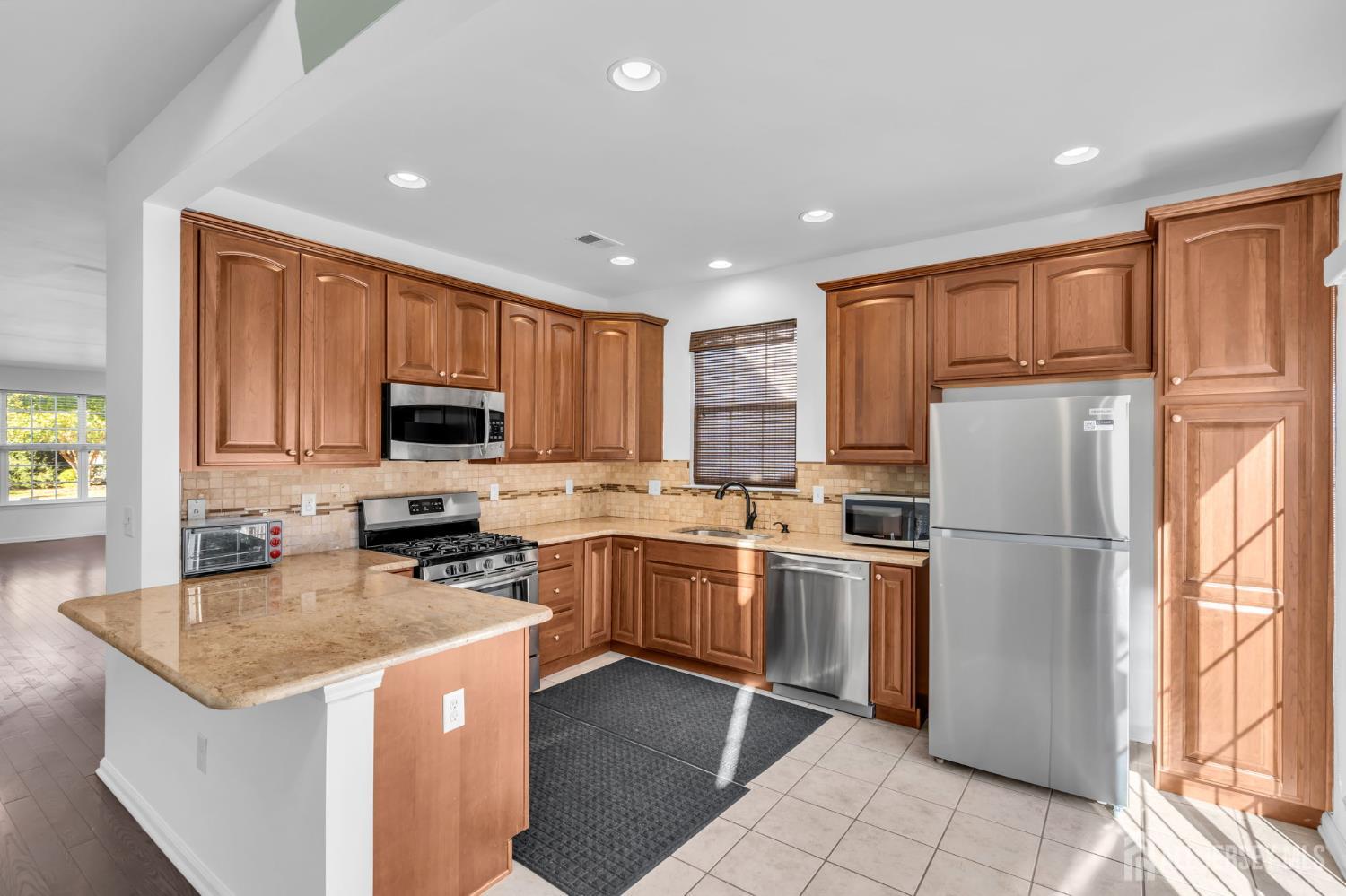 2464 Canterbury Lane North Brunswick NJ 08902