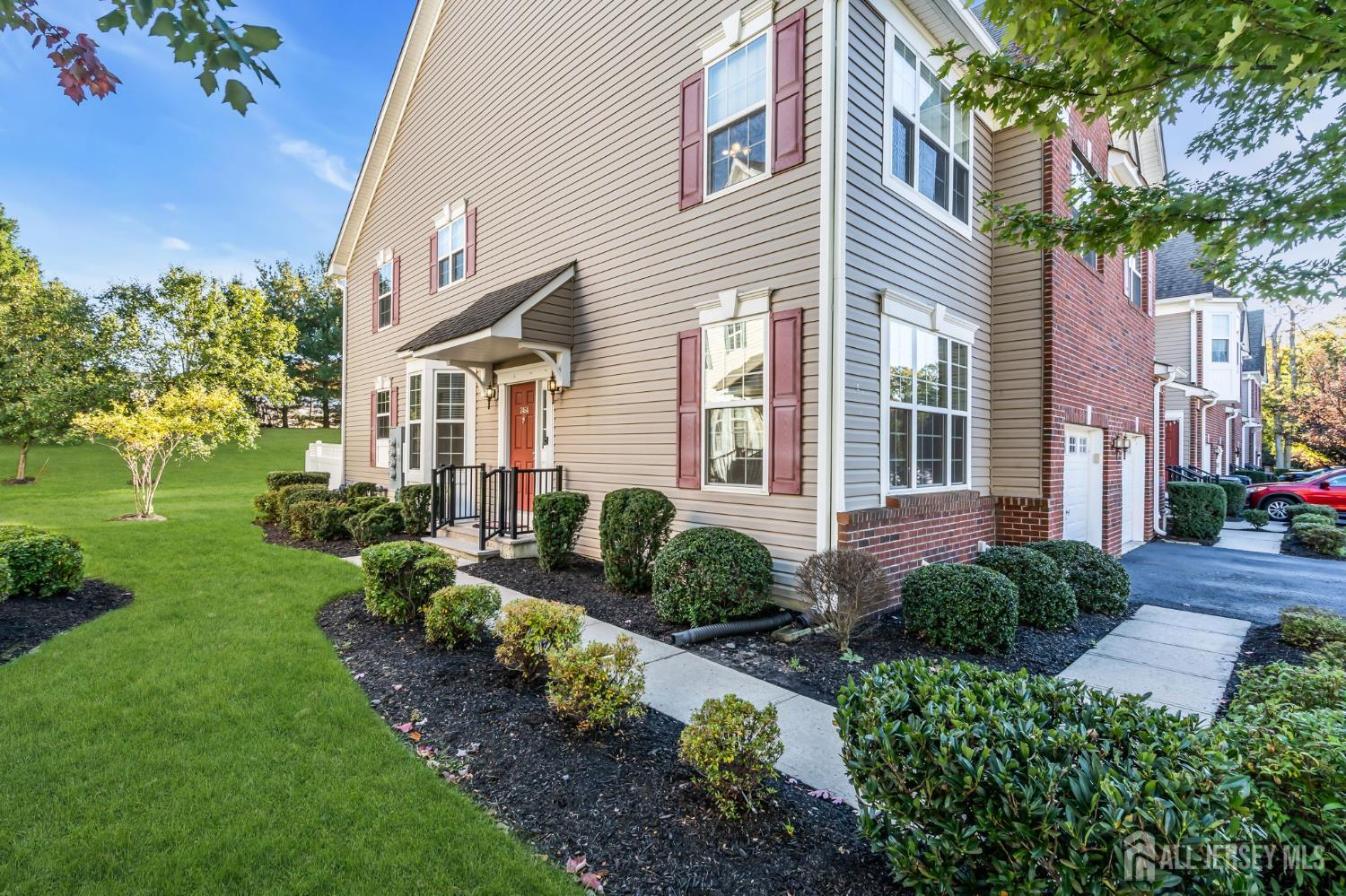 2464 Canterbury Lane North Brunswick NJ 08902