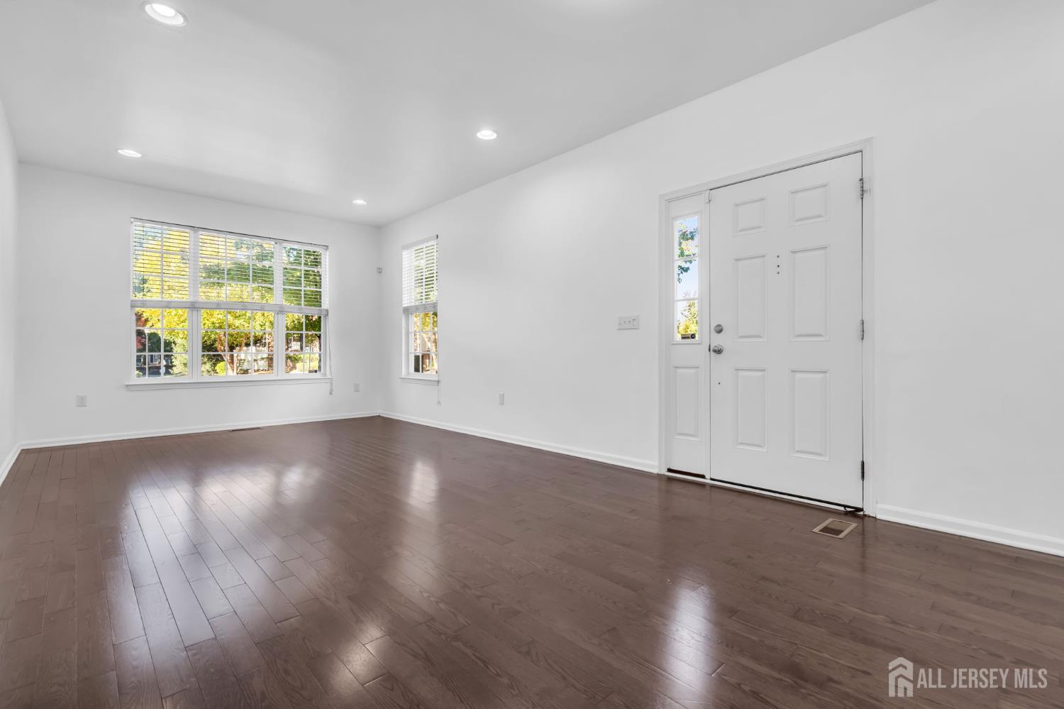 2464 Canterbury Lane North Brunswick NJ 08902