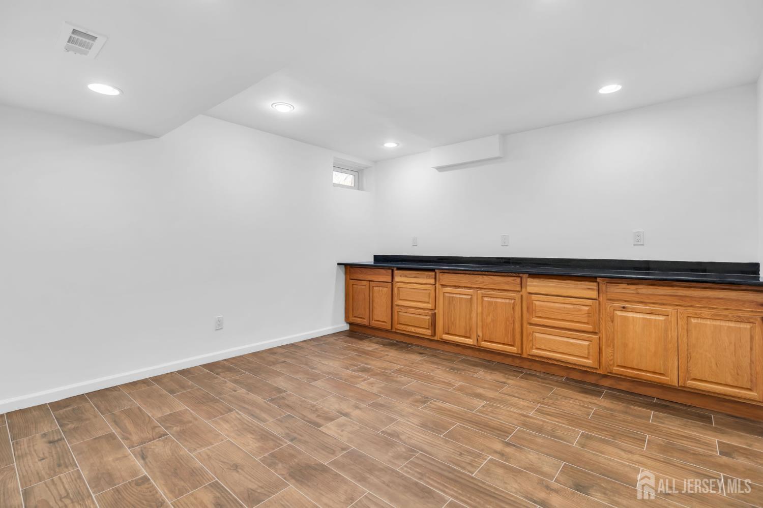 2464 Canterbury Lane North Brunswick NJ 08902