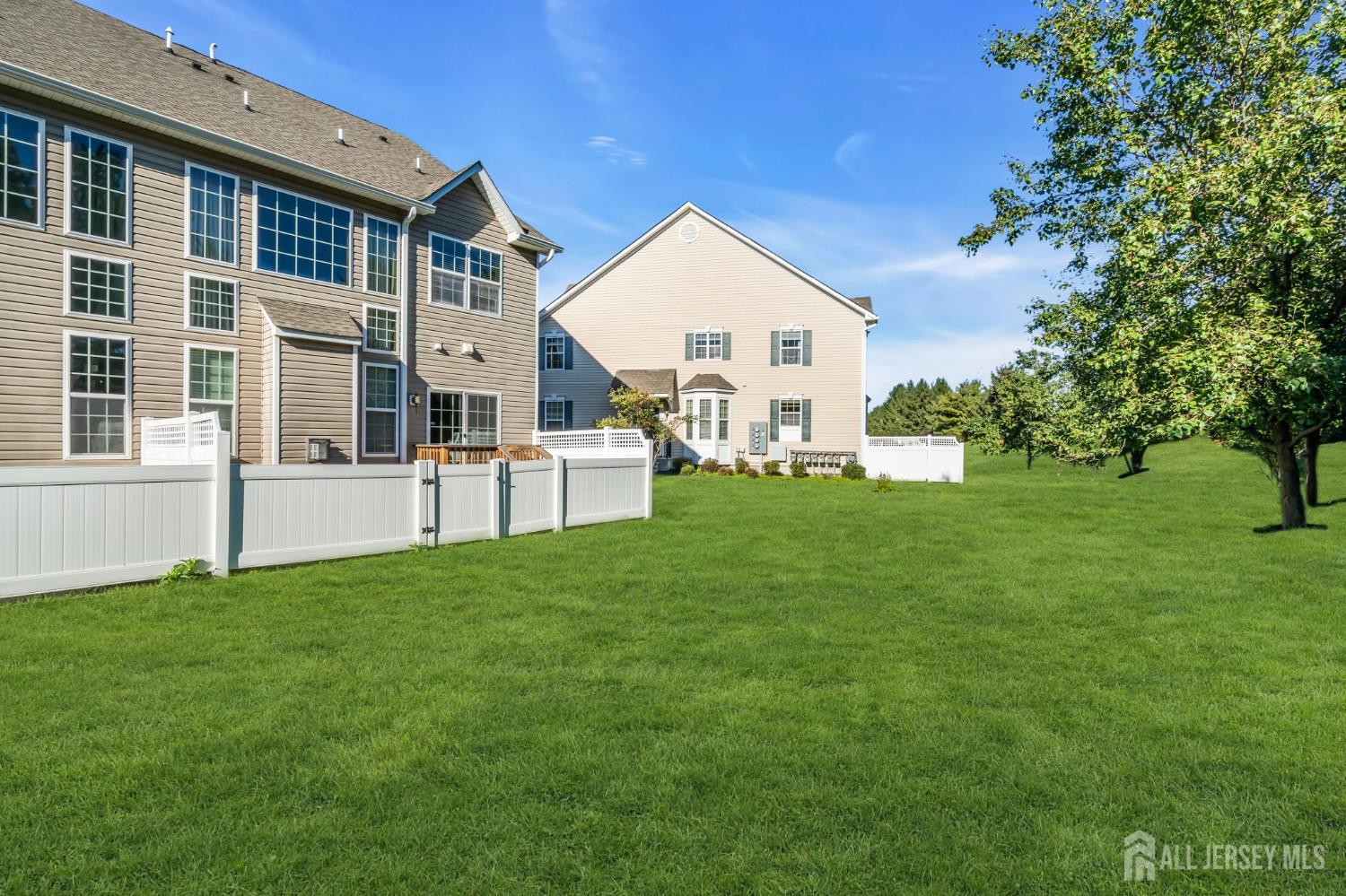 2464 Canterbury Lane North Brunswick NJ 08902