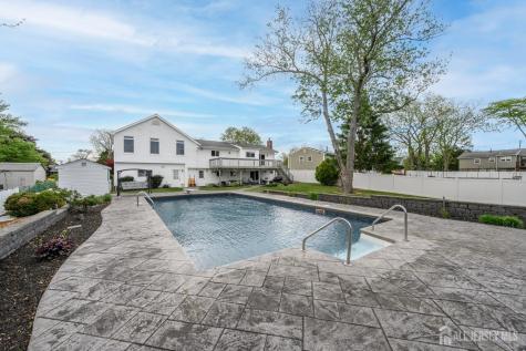 387 Suburban Drive Toms River NJ 08753