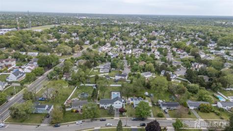 387 Suburban Drive Toms River NJ 08753