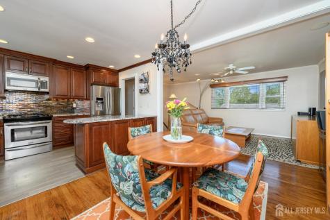 387 Suburban Drive Toms River NJ 08753