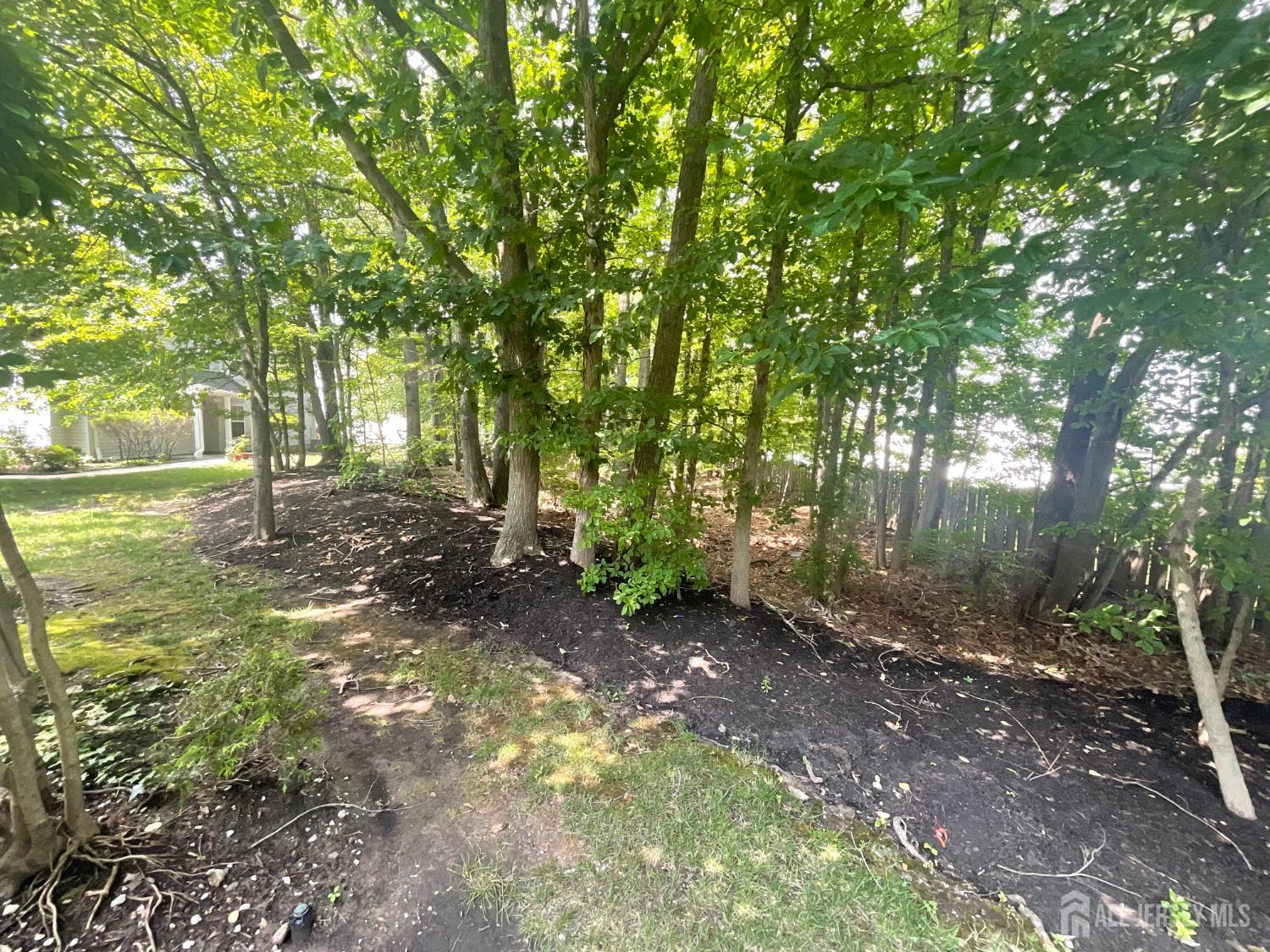 17 Tuthill Court Sayreville NJ 08872