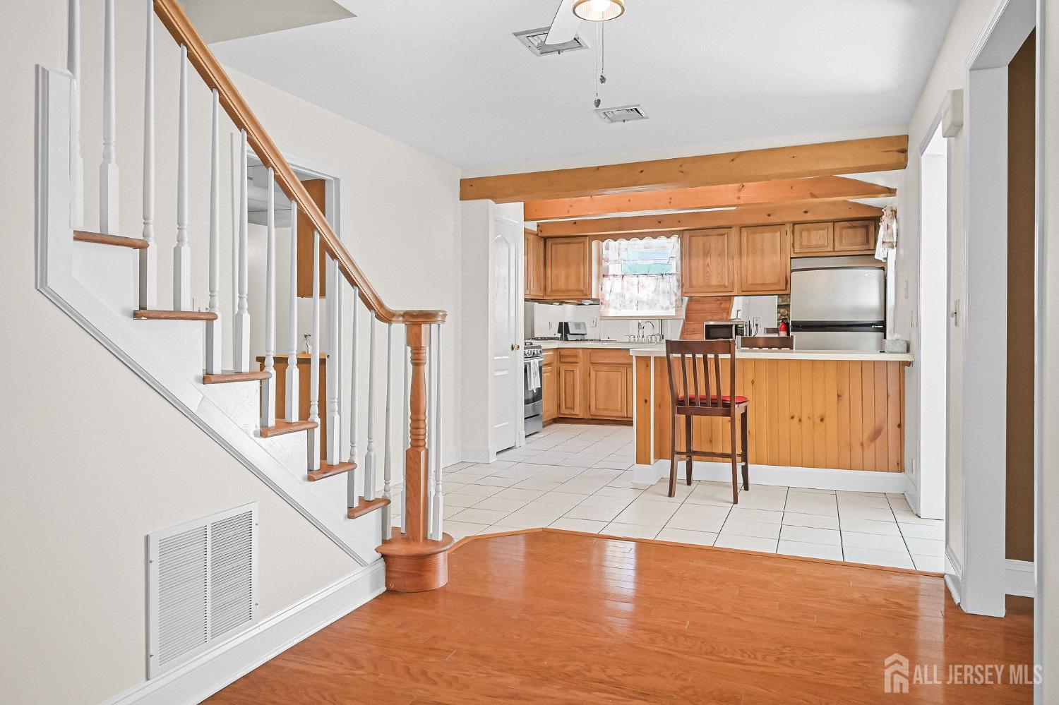 106 Chingarora Avenue Keyport NJ 07735