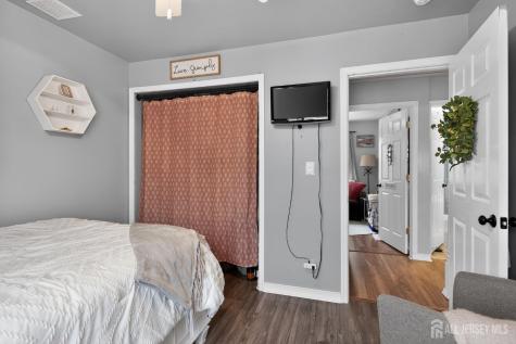 9 Diamond Court East Brunswick NJ 08816