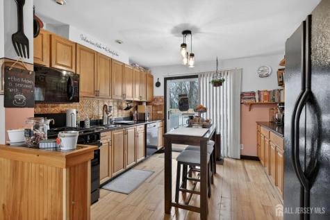 9 Diamond Court East Brunswick NJ 08816