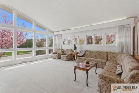 33 Beryl Street South River NJ 08882