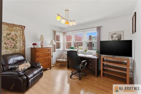 33 Beryl Street South River NJ 08882